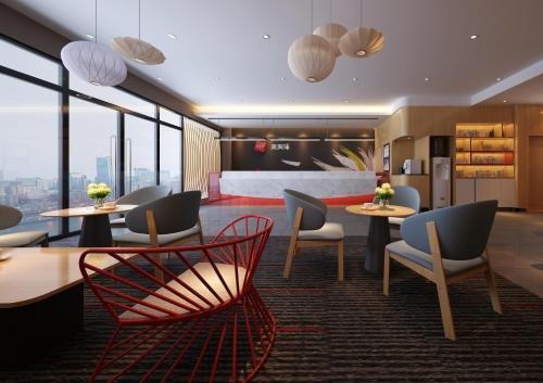 Наньчан: Thank Inn Hotel Jiangxi Nanchang Honggutan New District Changjiang Road Metro Station