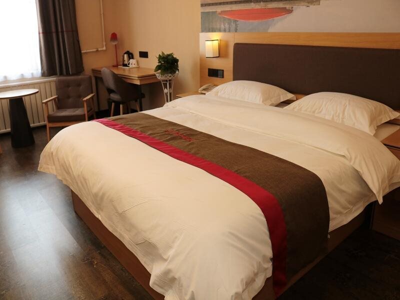 Ланьчжоу: Thank Inn Hotel Gansu Lanzhou Xigu District Heshui Road Guofang Market
