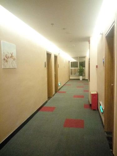 Дунгуань: Thank Inn Plus Hotel Guangdong Dongguan Dalingshan Town Songshan Lake