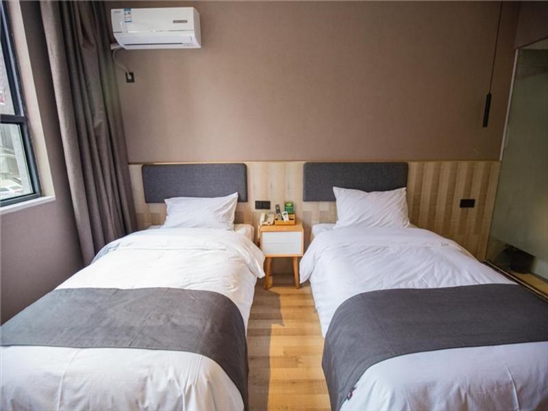 Бачжун: UP And IN Hotel Hotel Sichuan Bazhong Bazhou District Chengxi Market