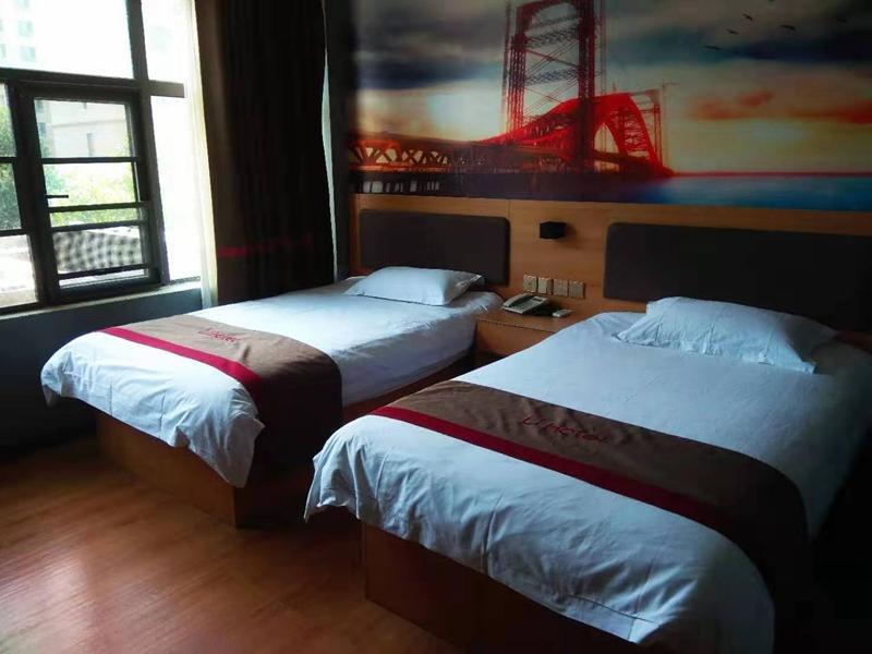 Кайфын: Thank Inn Hotel Henan Kaifeng Longting District Xinhe Daximen