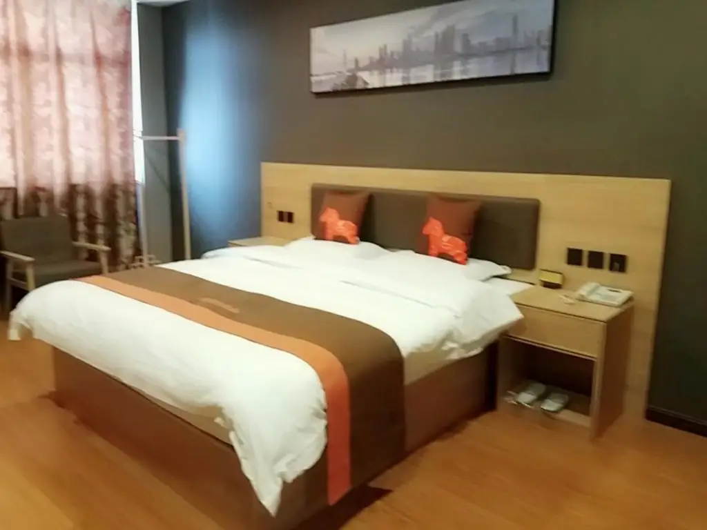 Наньтун: Jun Hotel Jiangsu Nantong Tongzhou District Jinsi Xi Road Hantangyinxiang