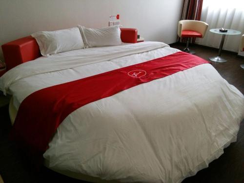 Ичунь: Thank Inn Chain Hotel Jiangxi Yichun Fengcheng Power Plant