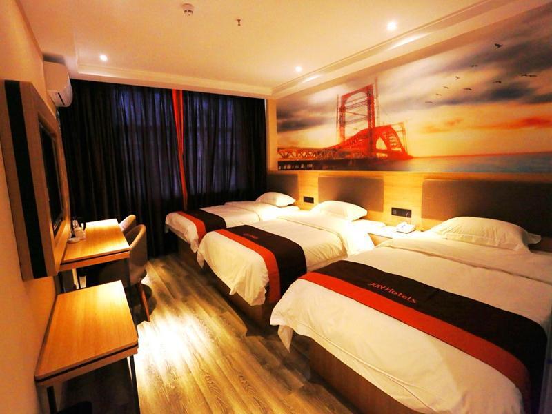 Хуанган: Jun Hotel Hubei Huanggang Macheng City Business City