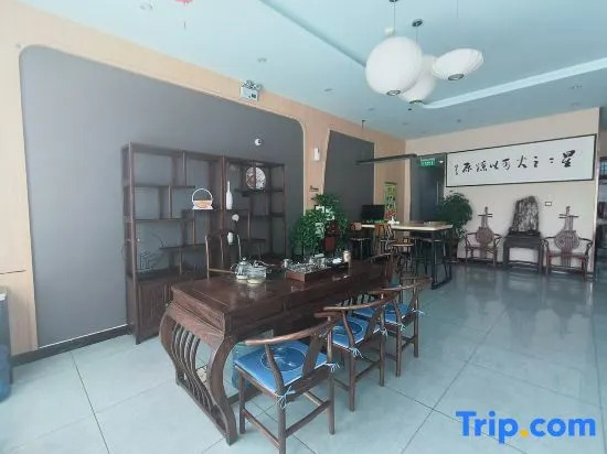 Цзяочжоу: Thank Inn Hotel Henan Jiaozuo Qinyang Chuntianli