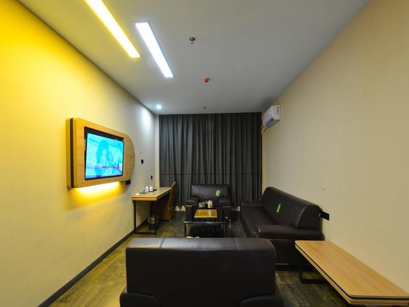 Цзяочжоу: Thank Inn Hotel Henan Jiaozuo Qinyang Chuntianli