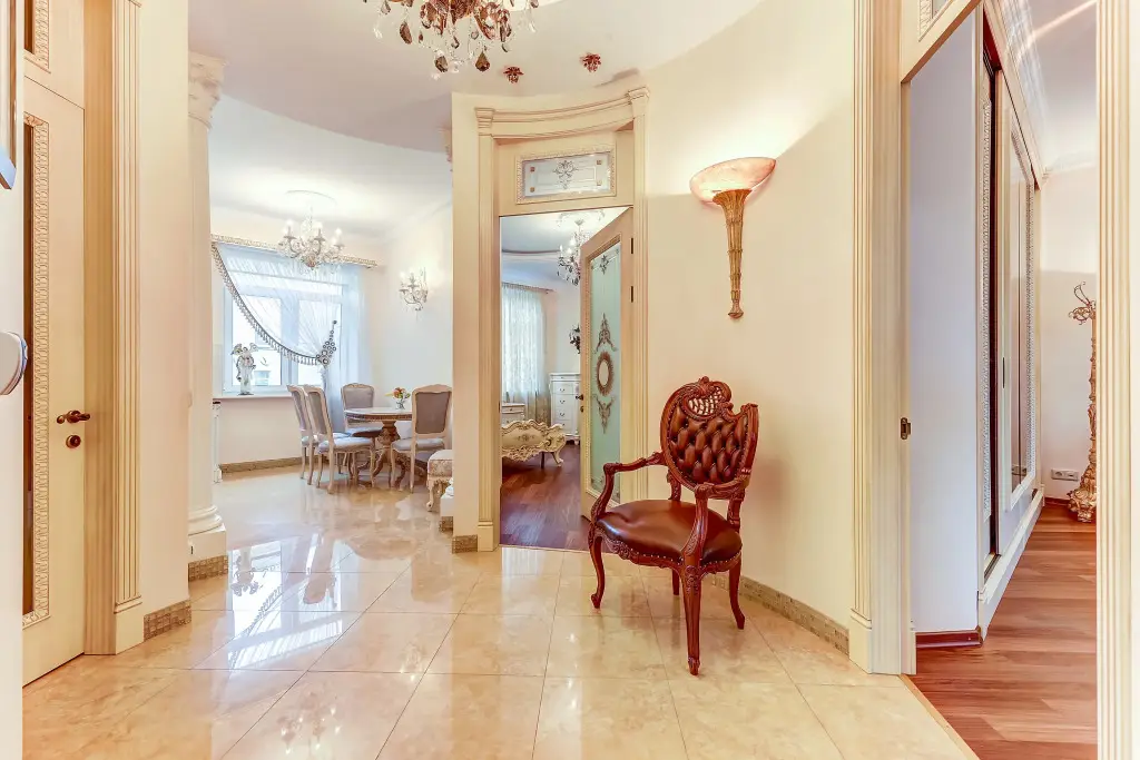 Санкт-Петербург: Апартаменты Venera Your personal Hermitage for a week