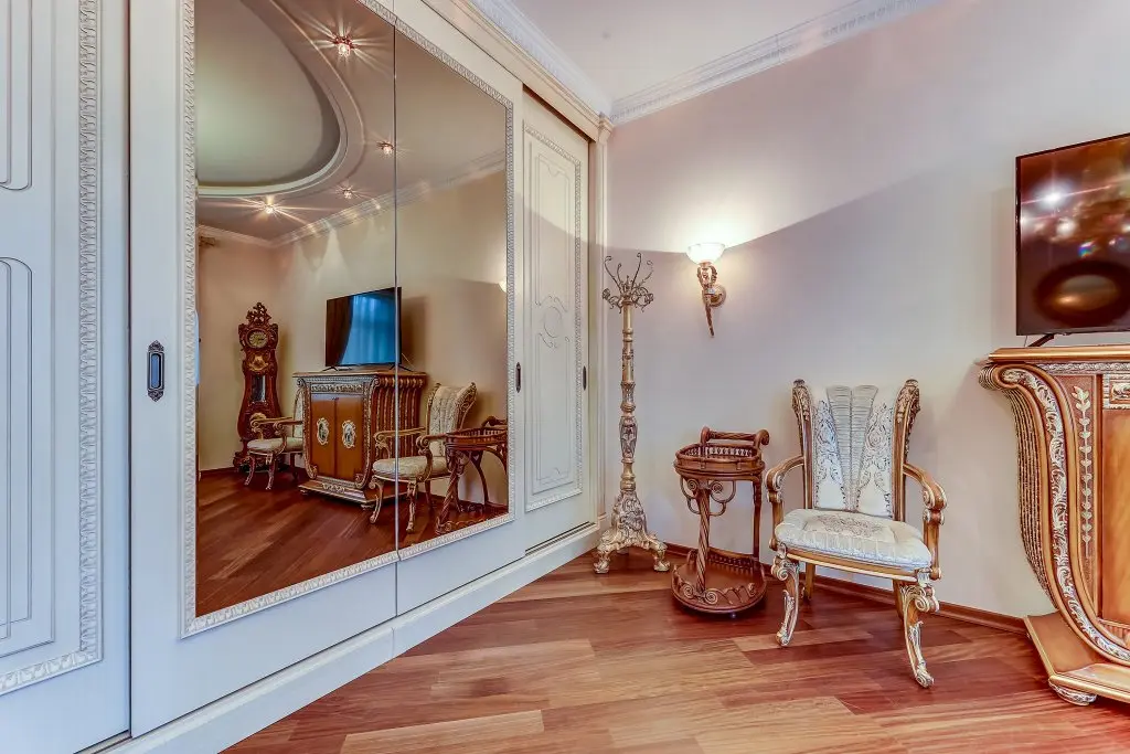 Санкт-Петербург: Апартаменты Venera Your personal Hermitage for a week