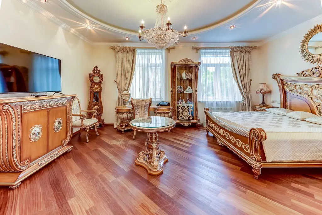 Санкт-Петербург: Апартаменты Venera Your personal Hermitage for a week