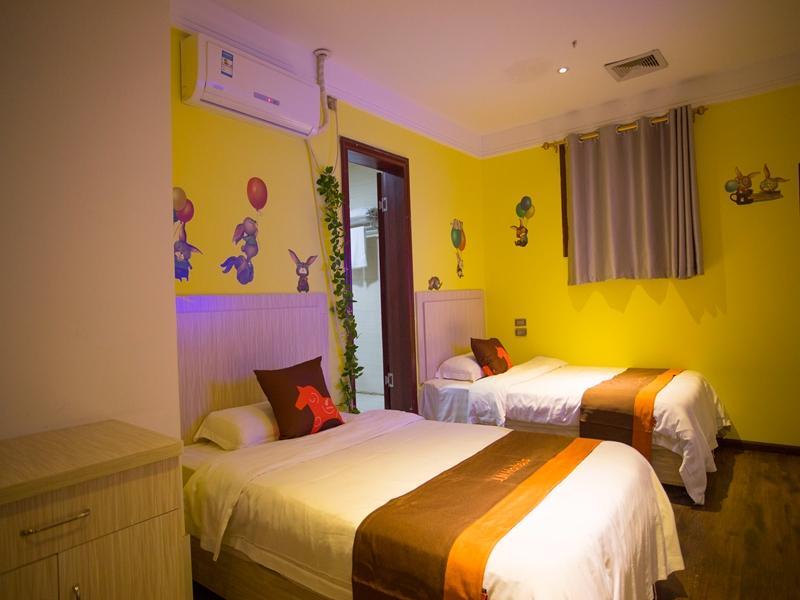 Гуйян: Jun Hotel Guizhou Guiyang Yunyan District Penshuichi Business Center Metro Station