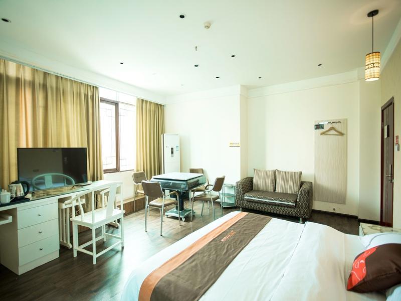 Гуйян: Jun Hotel Guizhou Guiyang Yunyan District Penshuichi Business Center Metro Station