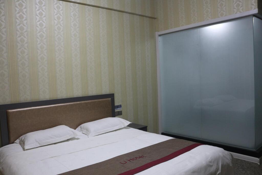 Даньдун: Thank Inn Hotel Liaoning Dandong Yuanbao District Yulong Hot Spring