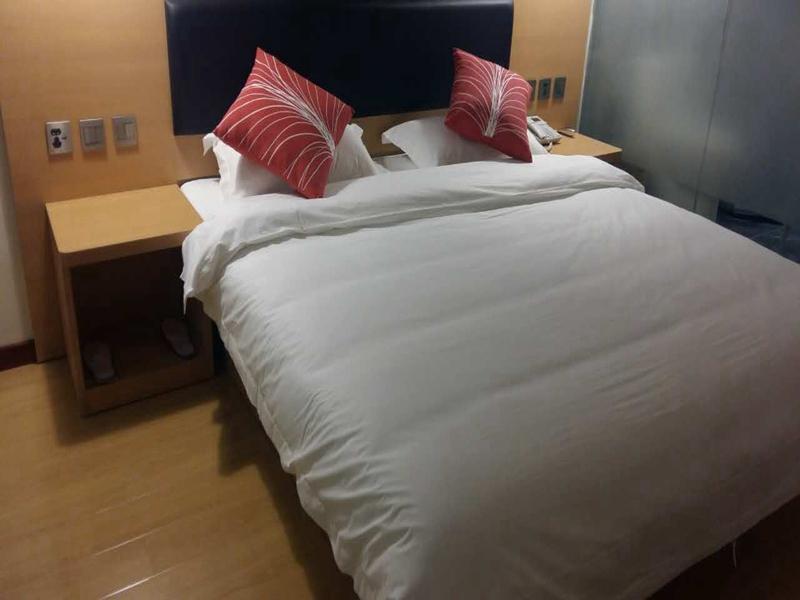 Гуйян: Thank Inn Hotel Guizhou Guiyang Xiaohe District Qingshuijiang Road Metro Station