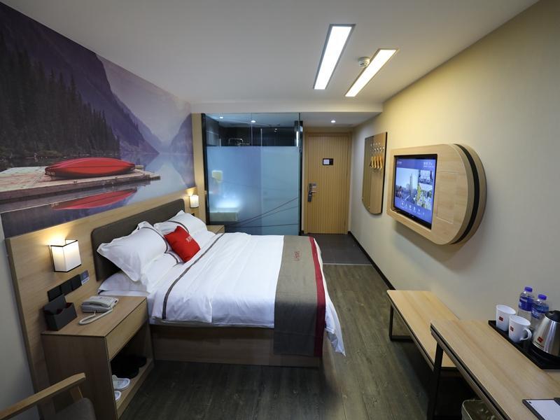 Тяньцзинь: Thank Inn Hotel Tianjing Binhai New District Yanghuo Market