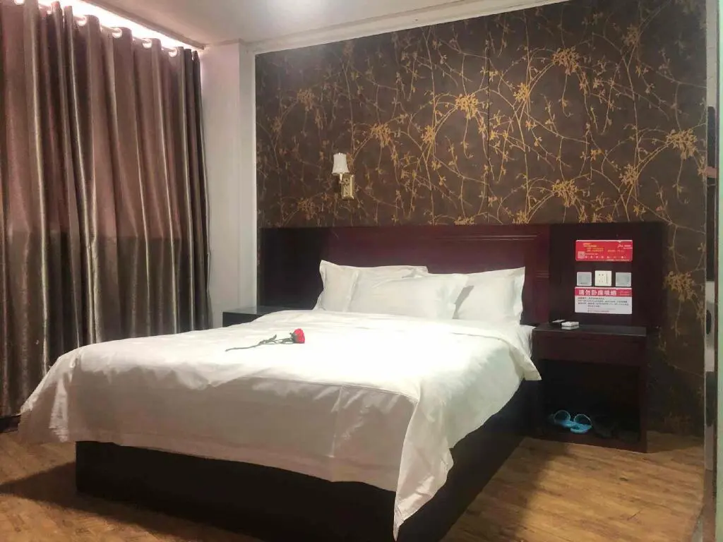 Шанцю: Thank Inn Hotel He'nan Shangqiu Railway Station Zhanqian Road West Branch