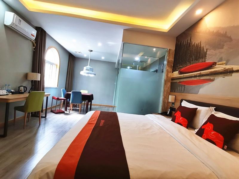 Чжоушань: Jun Hotel Zhejiang Zhoushan Putuo District Donggang Kaihong Plaza