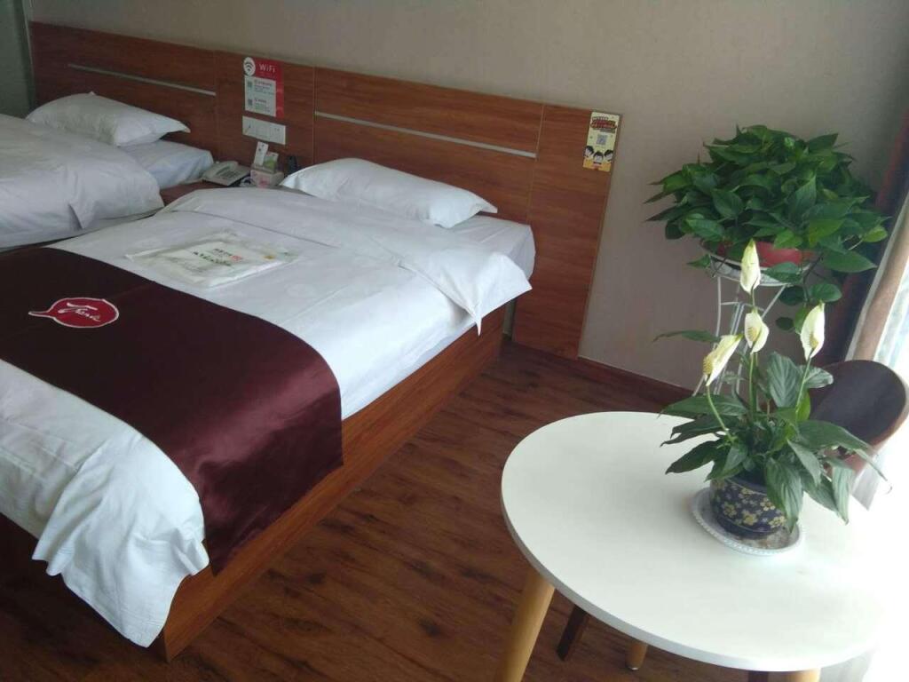 Санменксиа: Thank Inn Hotel He'nan Sanmenxia Railway Station Huanghe Road