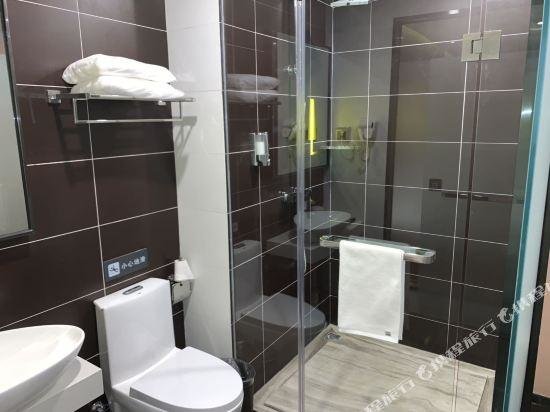 Тайюань: IU Hotels· Taiyuan Changfeng Xi Street The Mixc
