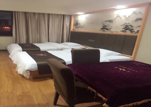 Хуайхуа: Thank Inn Hotel Hu'nan Huaihua Hecheng District South High-speed Railway Station
