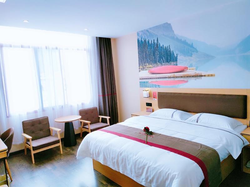 Дэхун: Thank Inn Hotel Yunnan Dehonglianghe County Nandian Road