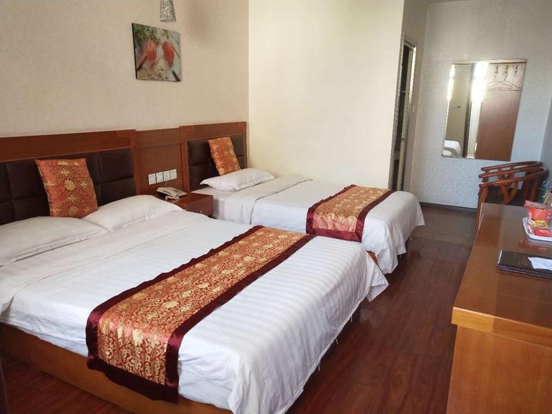 Тяньцзинь: Thank Inn Hotel Tianjin Jinghai Jingwen Road