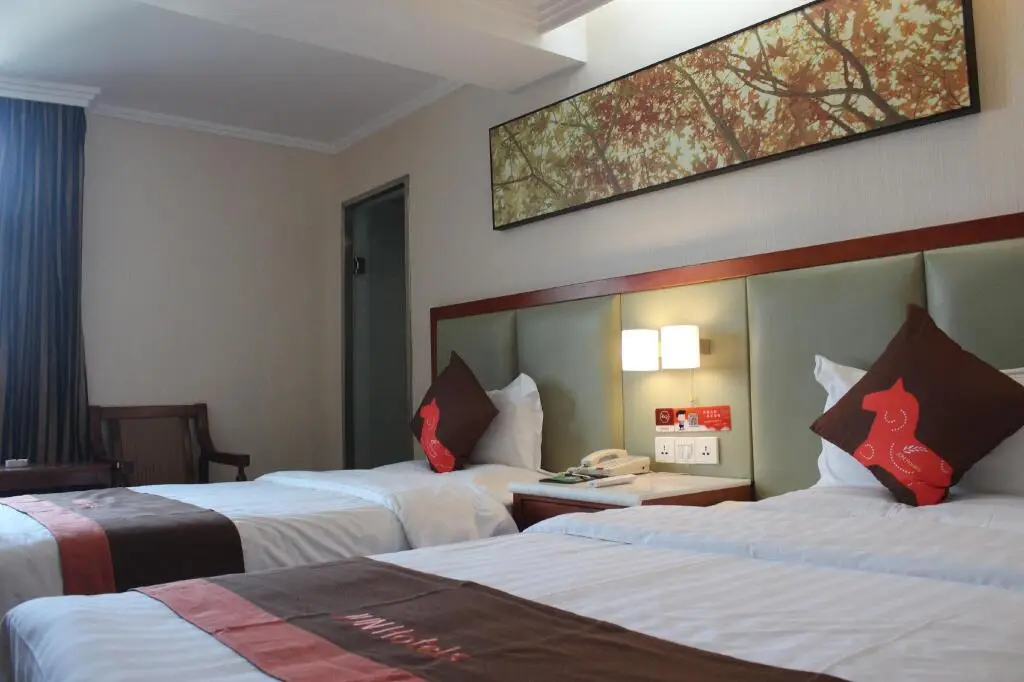 Гуйян: Jun Hotel Guizhou Guiyang Yunyan District Yunyan Square
