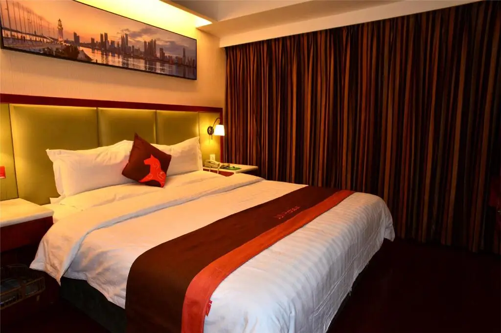 Гуйян: Jun Hotel Guizhou Guiyang Yunyan District Yunyan Square