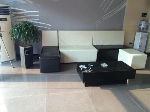 Нанкин: JUNYI Hotel Jiangsu Nanjing University of Information Science and Technology