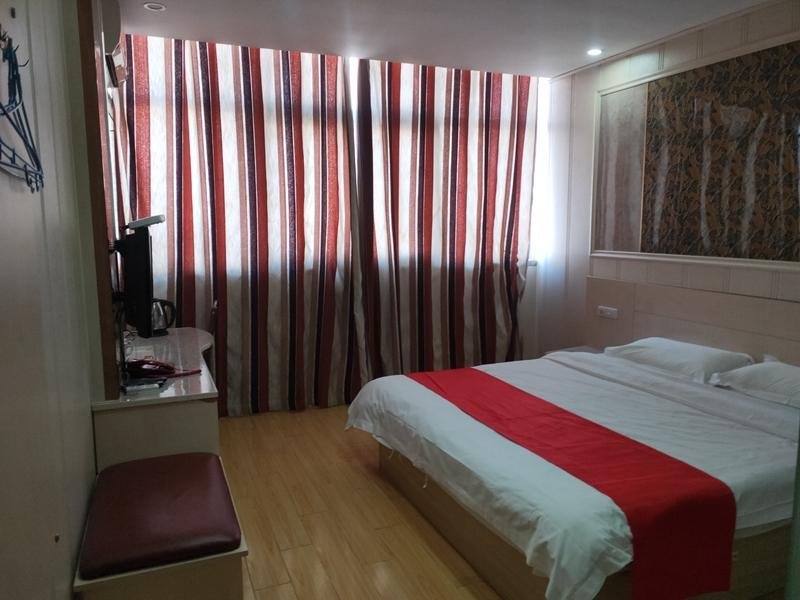 Фуян: Thank Inn Hotel Anhui Fuyang Business and Trade City