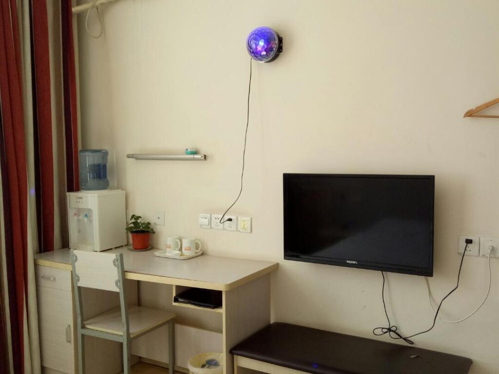 Дежоу: Thank Inn Hotel Shandong Dezhou Nancheng