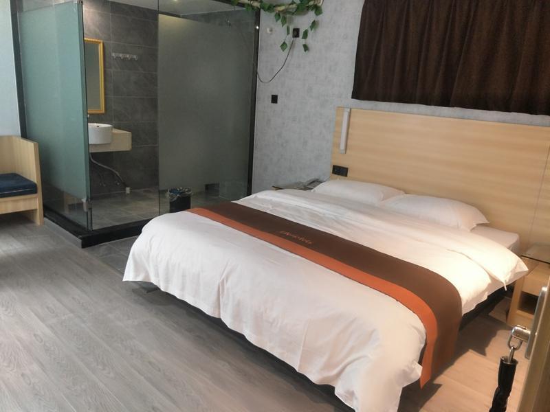 Ухань: Jun Hotel Hubei Wuhan Caidian District Haitian Auto Parts City