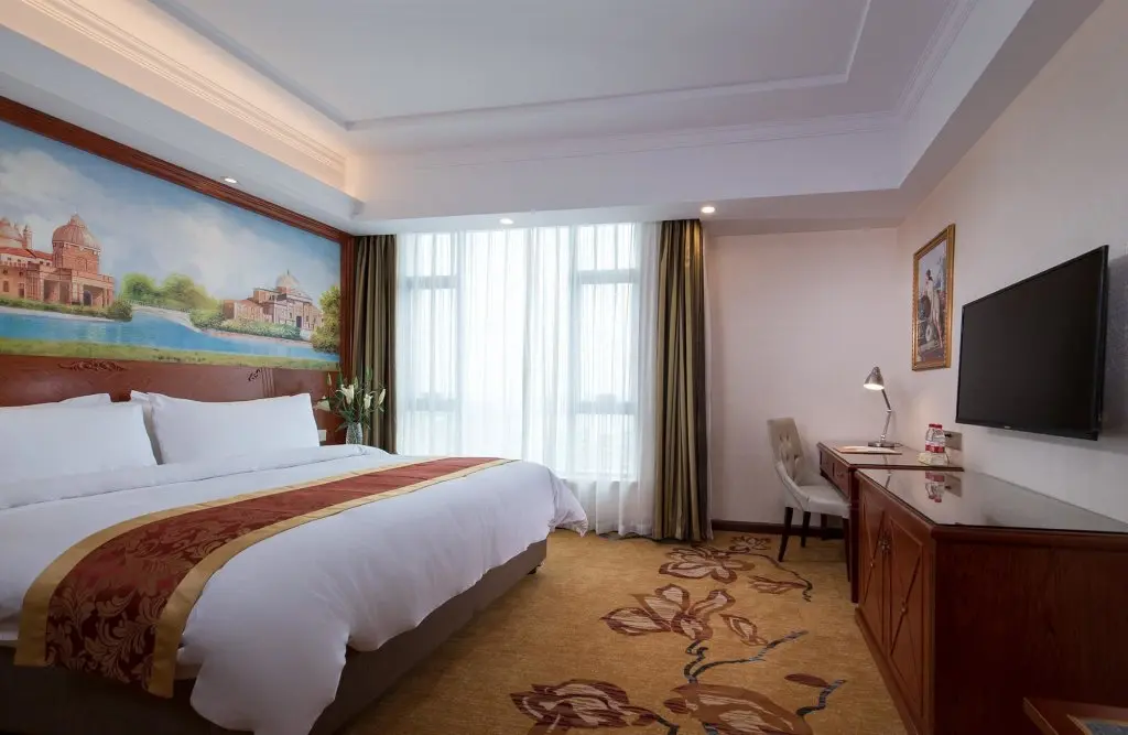 Цзеян: Vienna Hotel Jieyang Rongjiang New City