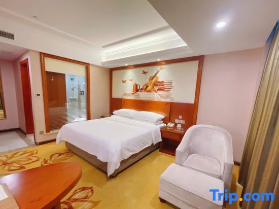 Цзеян: Vienna Hotel Jieyang Rongjiang New City