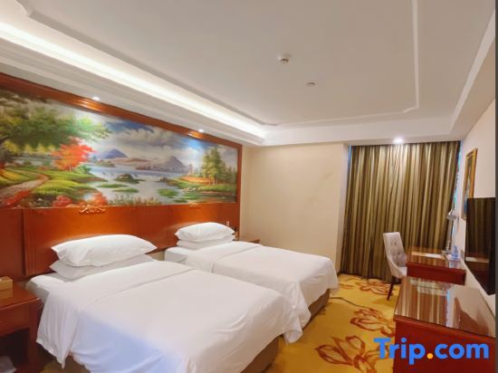 Цзеян: Vienna Hotel Jieyang Rongjiang New City