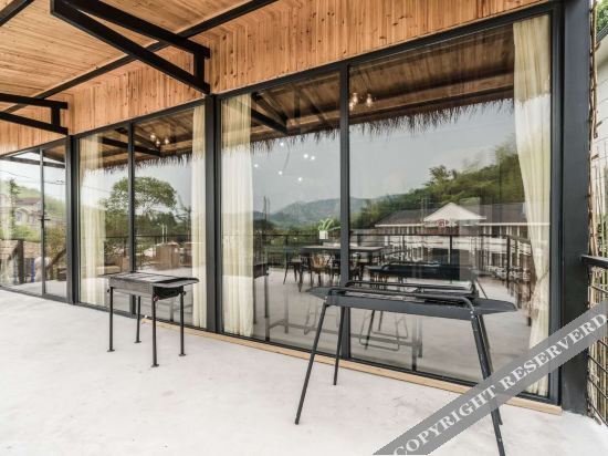 Хучжоу: Floral Hotel Si Man Mogan Mountain