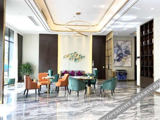 Уси: VX hotel Wuxi Jin'an Road Metro Station
