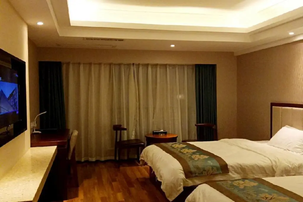 Гуйян: GreenTree Alliance Hotel Guiyang Huaguo Community Twin Towers Hotel