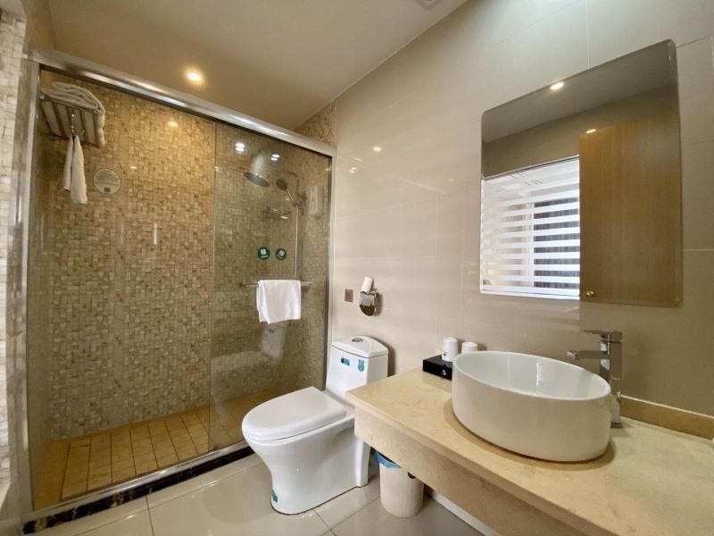 Шанхай: GreenTree Inn Shanghai Fengxian District Xiaotang Metro Station