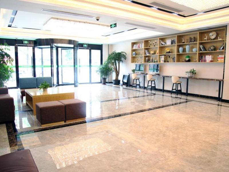 Шанхай: GreenTree Inn Shanghai Fengxian District Xiaotang Metro Station