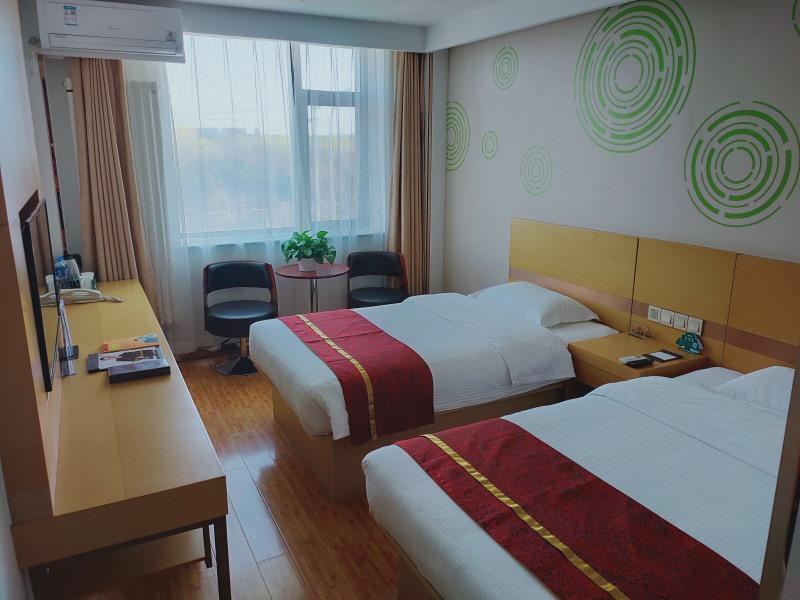 Пекин: GreenTree Inn Beijing Chaoyang District Media school South Gate