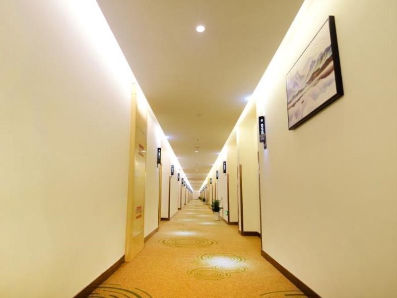 GreenTree Inn Ningbo Beilun District Meishan Beach — фото 1