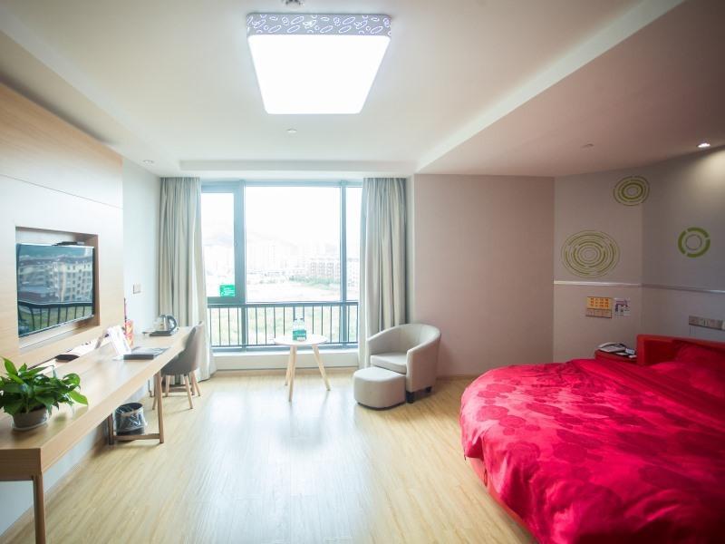 Чжоушань: GreenTree Inn Baiquan Binfen Plaza