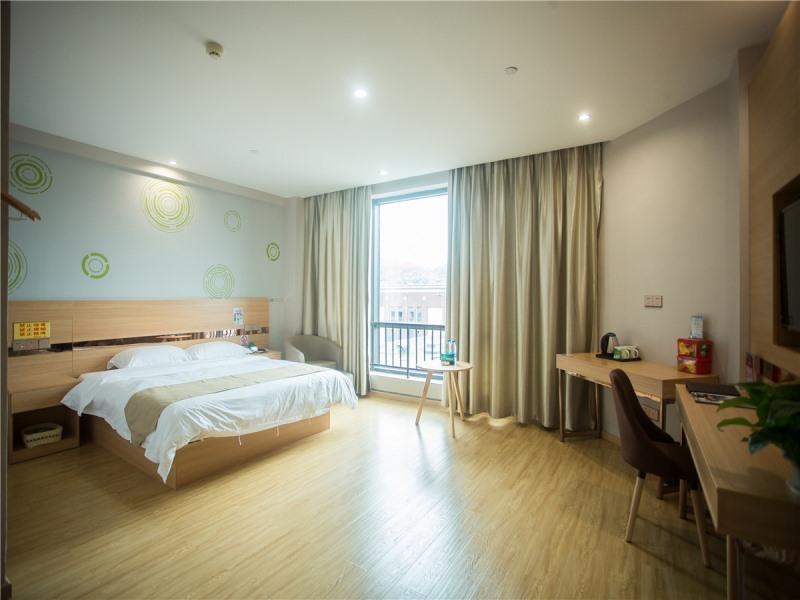 Чжоушань: GreenTree Inn Baiquan Binfen Plaza