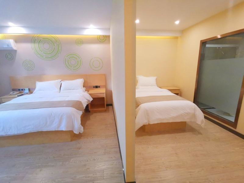 Шанхай: GreenTree Inn Taicang City Liuhe Town Tinghai Road