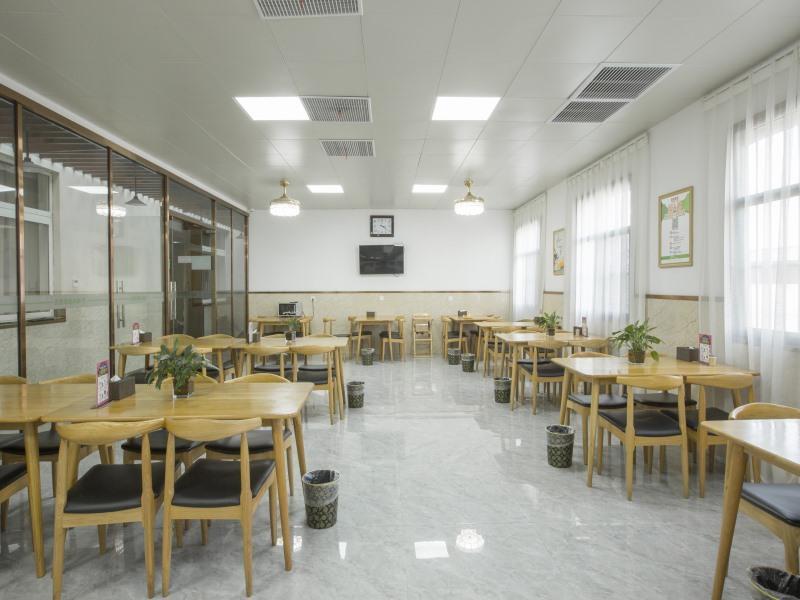 Чжанцзяган: GreenTree Inn Zhangjiagang Yangshe Old Street Stadium