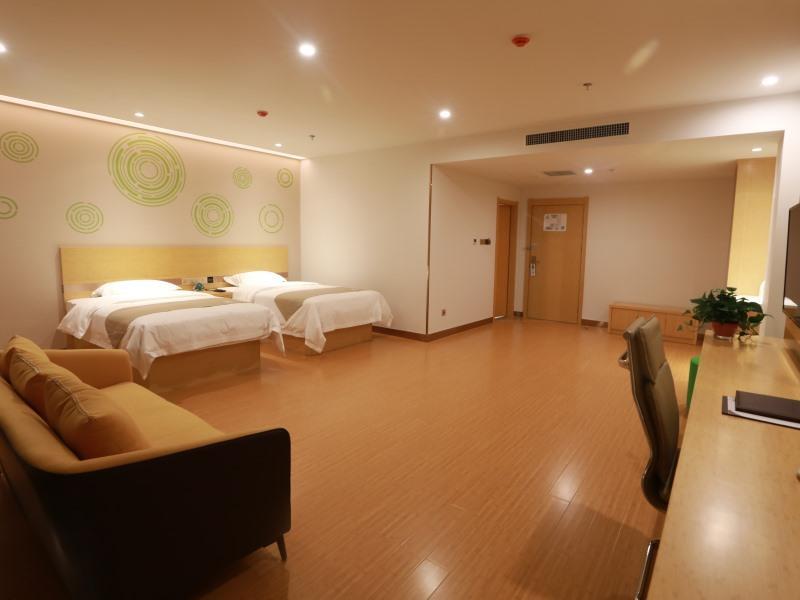 Аньян: GreenTree Inn Anyang Neihuang County Zaoxiang Avenue