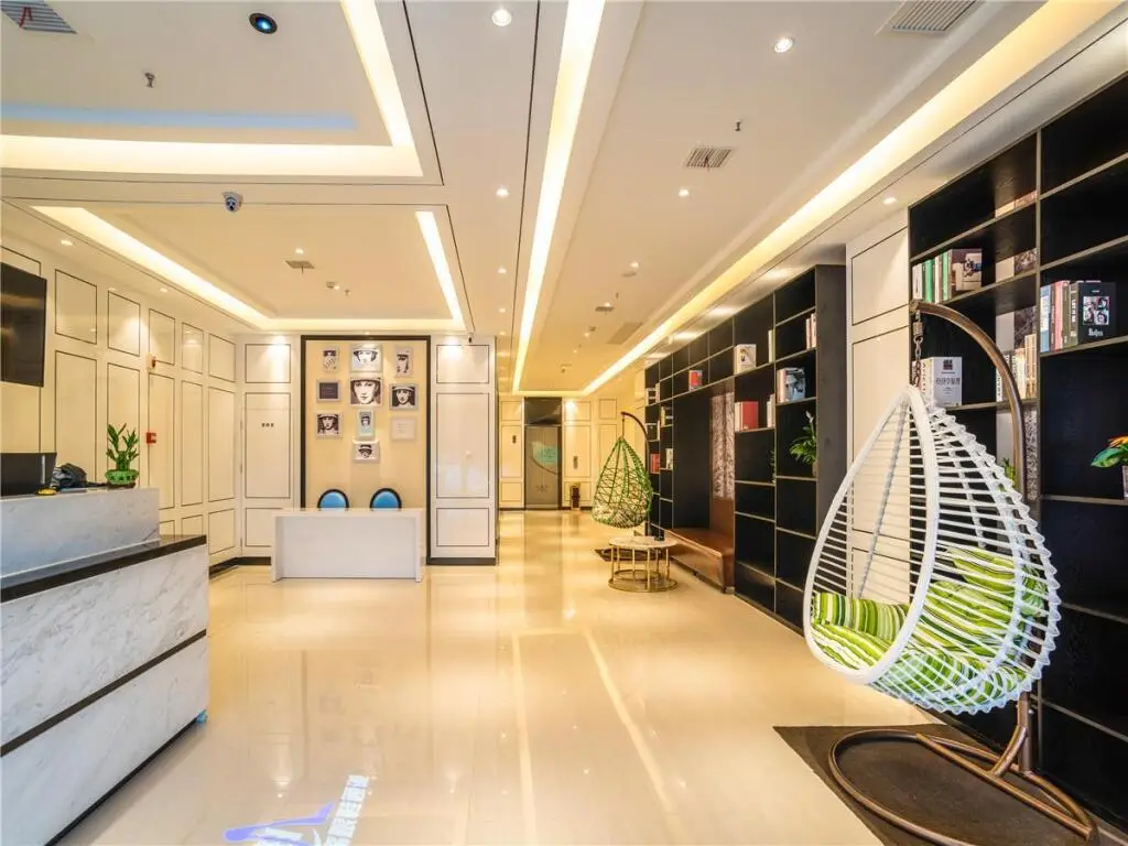 Сиань: Xana Lite Xi'an Sanqiao Metro Station