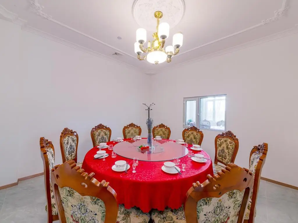 Ордос: Lavande Hotels Ordos Yijinhuoluo Street