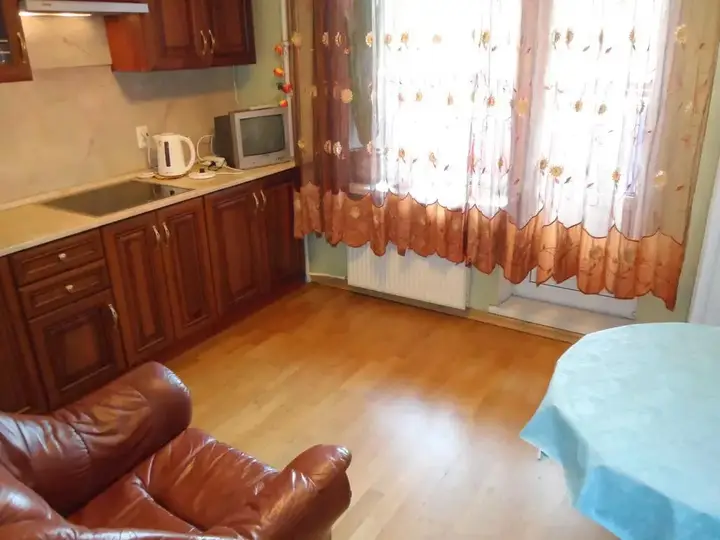 Санкт-Петербург: At Moskovskaya Metro Apartment