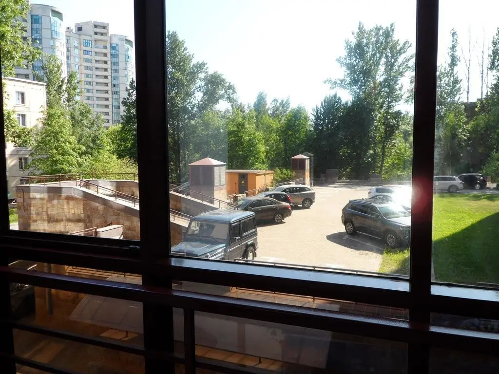 Санкт-Петербург: At Moskovskaya Metro Apartment